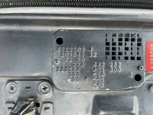 Image 34/36 of Mercedes-Benz 560 SL (1989)