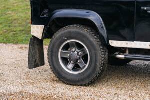 Immagine 46/50 di Land Rover Defender 90 Td5 (2002)