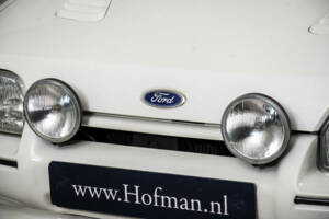 Immagine 23/50 di Ford Escort turbo RS (1990)