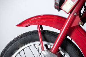Image 12/50 de Moto Guzzi 250 SS (1950)