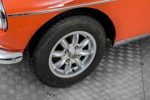 Bild 25/50 von MG MGB (1972)
