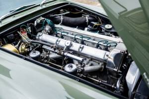 Image 47/50 de Aston Martin DB 4 (1960)