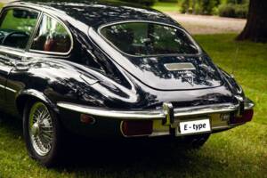 Bild 8/8 von Jaguar E-Type V12 (2+2) (1972)