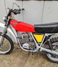 Immagine 6/9 di TGM DUMMY (1975)