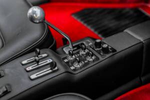 Image 52/90 of Ferrari 365 GT4 BB (1975)