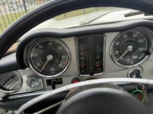 Bild 28/50 von Mercedes-Benz 280 SL (1969)