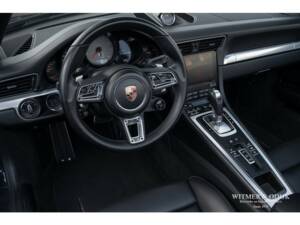 Bild 10/36 von Porsche 911 Carrera 4S (2016)