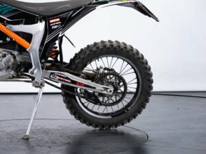 Image 8/47 of KTM DUMMY (2015)