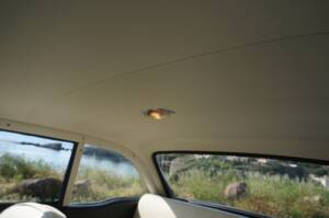 Image 30/46 of Peugeot 404 Coupé (1967)