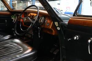 Immagine 20/36 di Jaguar 240 (1968)