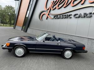 Image 4/50 of Mercedes-Benz 560 SL (1986)