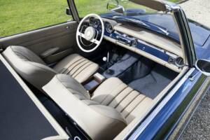 Image 21/44 de Mercedes-Benz 230 SL (1966)