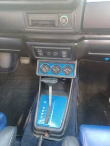 Image 5/8 of Volkswagen Golf Mk I Convertible 1.8 (1985)