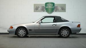 Image 31/51 of Mercedes-Benz 500 SL (1992)