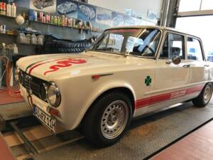 Bild 3/16 von Alfa Romeo Giulia 1600 Super Biscione (1971)