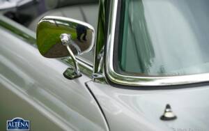 Image 23/49 of Mercedes-Benz 230 SL (1964)