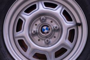 Imagen 38/50 de BMW 1802 (1975)