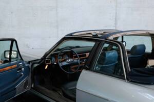 Image 11/47 of Jaguar XJ-SC 5.3 (1987)