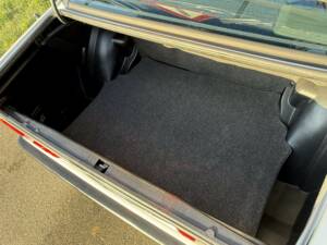 Bild 12/21 von Mercedes-Benz 190 E 1.8 (1990)