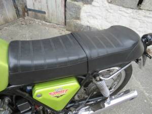 Image 15/45 of Moto Guzzi V7 Sport (1973)