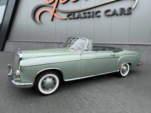Image 21/50 of Mercedes-Benz 220 S Cabriolet (1958)