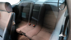 Bild 18/32 von BMW 635 CSi (1986)