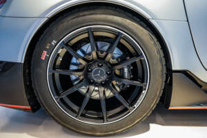 Image 43/52 of Mercedes-AMG GT Track Series (2021)