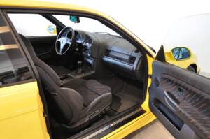Image 25/31 of BMW M3 (1994)