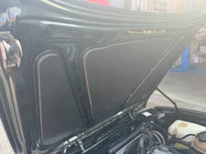 Image 44/55 de BMW 323i (1984)