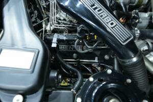 Image 36/50 of Bentley Continental R (1992)