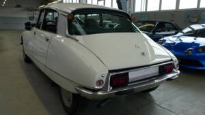 Bild 28/41 von Citroën D Super Familiale (1973)