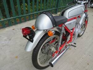 Bild 42/44 von Honda Dream 50 (1997)
