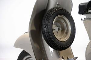 Bild 48/50 von Piaggio Vespa 125 (1959)