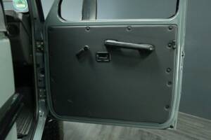 Image 27/50 of Mercedes-Benz G 230 (1993)
