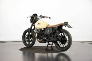 Image 2/50 of Moto Guzzi V 35 Imola II (1983)