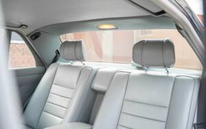Image 68/72 de Mercedes-Benz 500 SEL (1984)