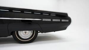 Image 3/15 of Ford Thunderbird (1962)