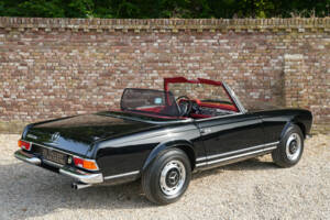 Image 39/50 de Mercedes-Benz 280 SL (1969)