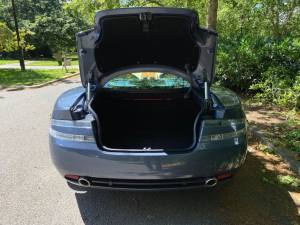 Bild 40/46 von Aston Martin DB 9 (2010)