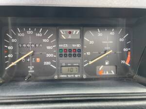 Afbeelding 29/75 van Volkswagen Golf I Cabrio 1.8 (1991)