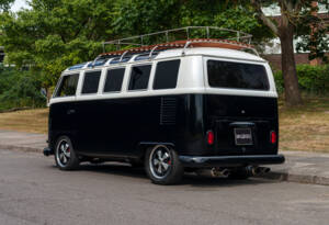Image 4/29 of Volkswagen T1 Samba (1965)