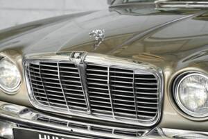 Bild 5/50 von Jaguar XJ 6 L 4.2 (1975)