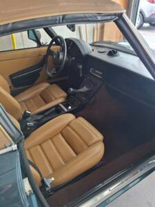 Bild 6/7 von Alfa Romeo 2.0 Spider (1989)