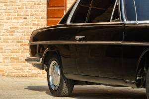 Image 7/46 of Mercedes-Benz 250 CE (1970)