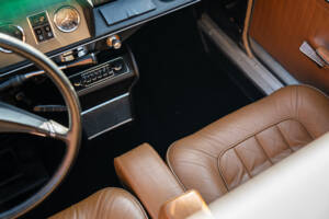 Bild 33/42 von Renault R 16 TS (1974)