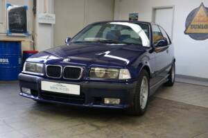 Image 7/33 of BMW 323ti Compact (1999)
