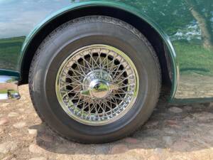 Image 9/35 de Jaguar Mk II 3.8 (1961)