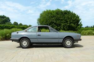 Image 5/48 of Lancia Beta Coupe 1600 (1978)