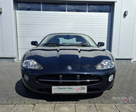 Image 2/23 of Jaguar XK8 4.2 (2005)