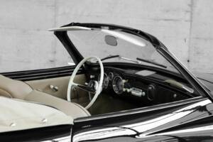 Image 31/50 of Volkswagen Karmann Ghia 1200 (1959)